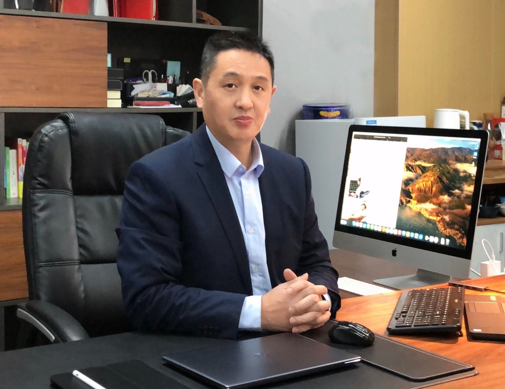 破局策略-从 "重庆制造" 到 "全球服务" 的路径图